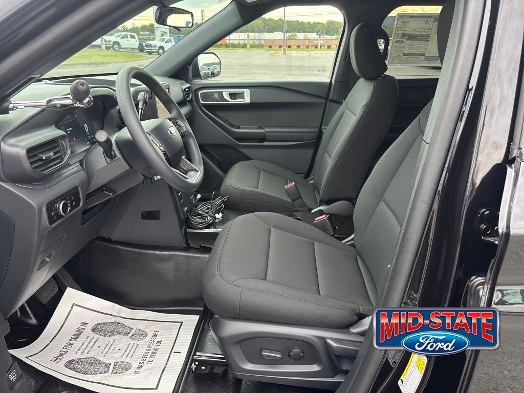 2025 Ford Utility Police Interceptor Base