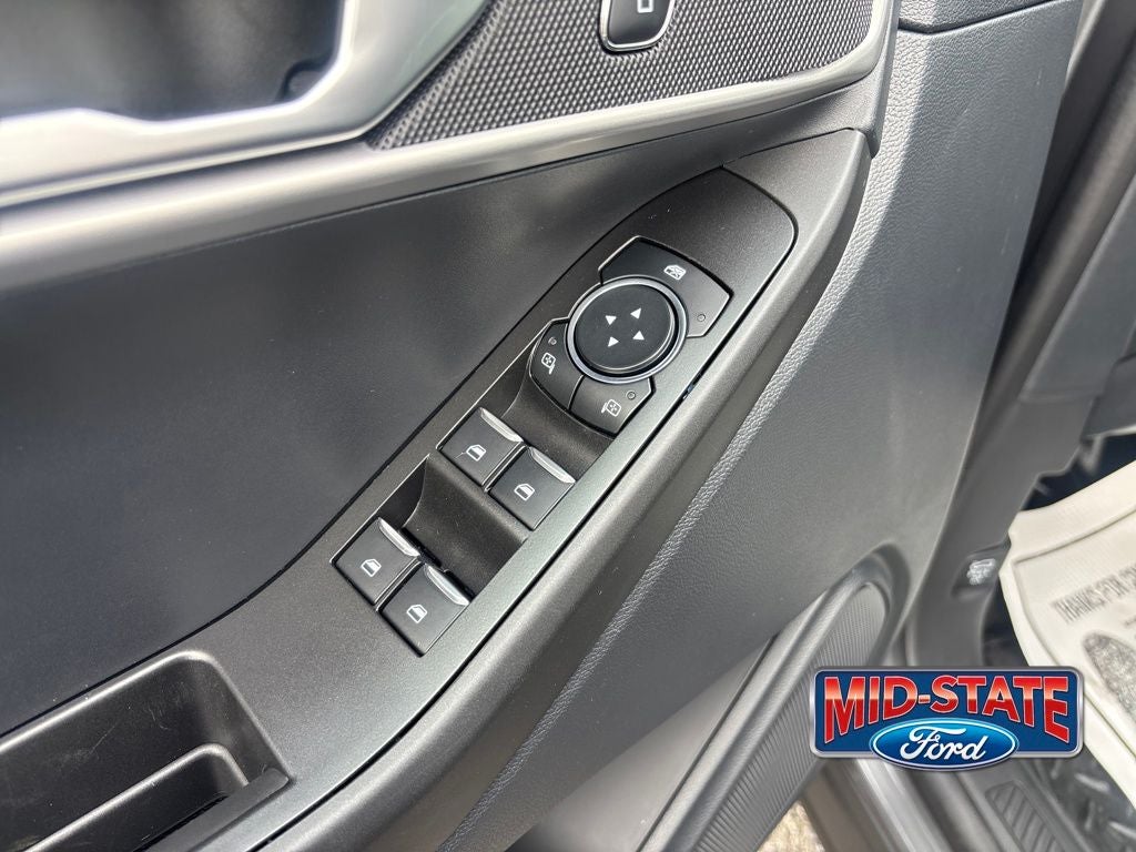 2025 Ford Utility Police Interceptor Base