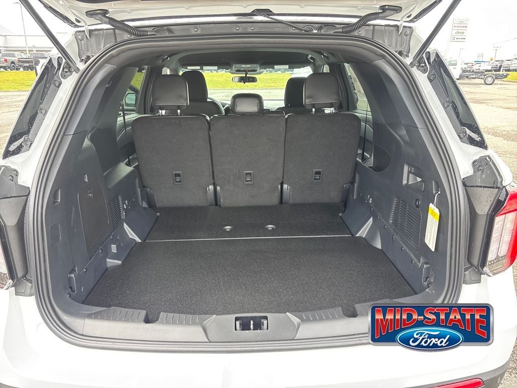 2025 Ford Utility Police Interceptor Base