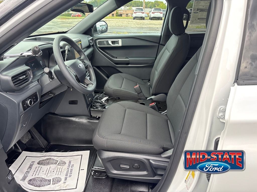 2025 Ford Utility Police Interceptor Base
