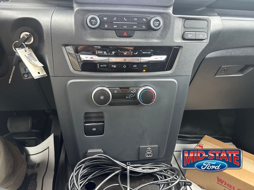 2025 Ford Utility Police Interceptor Base