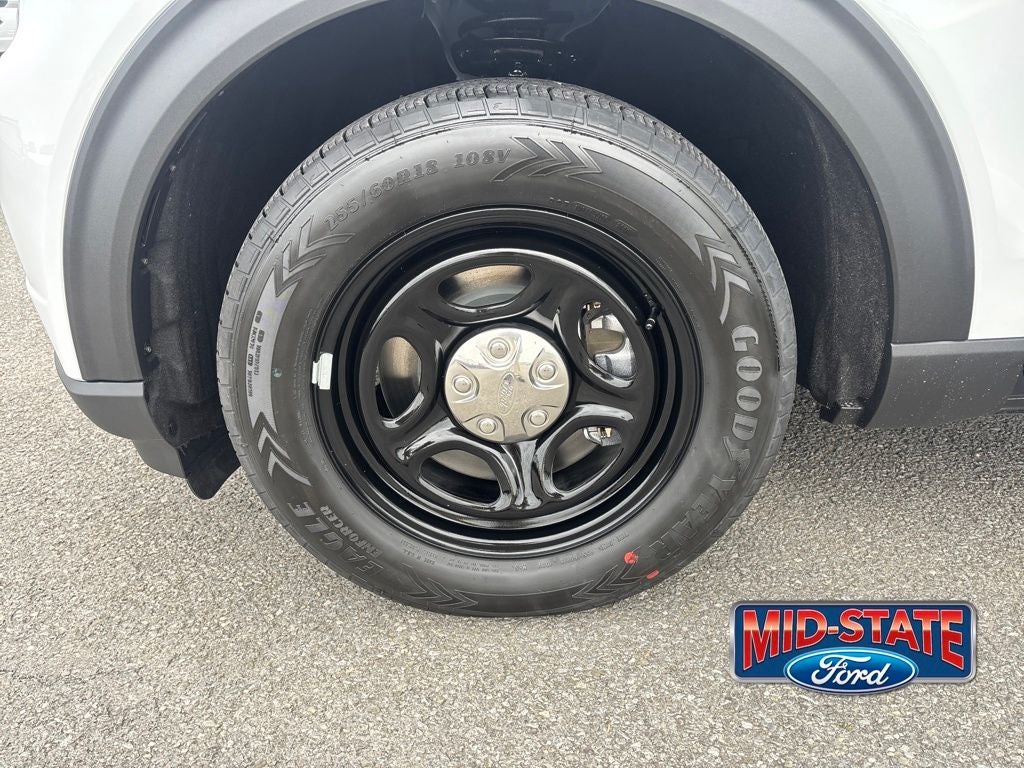 2025 Ford Utility Police Interceptor Base