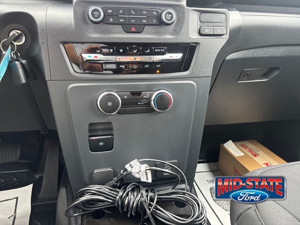 2025 Ford Utility Police Interceptor Base