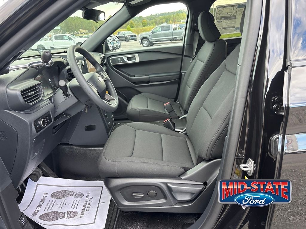 2025 Ford Utility Police Interceptor Base