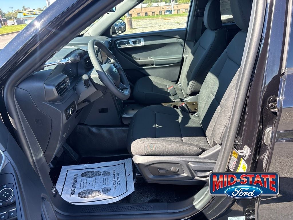 2025 Ford Utility Police Interceptor Base