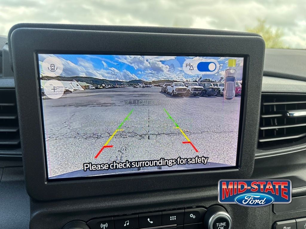 2025 Ford Utility Police Interceptor Base