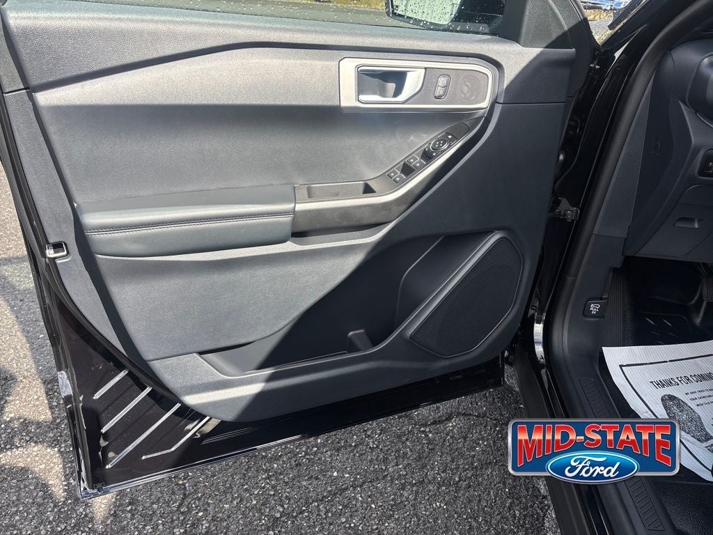 2025 Ford Utility Police Interceptor Base