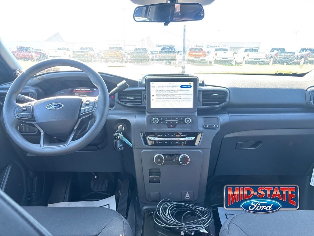 2025 Ford Utility Police Interceptor Base