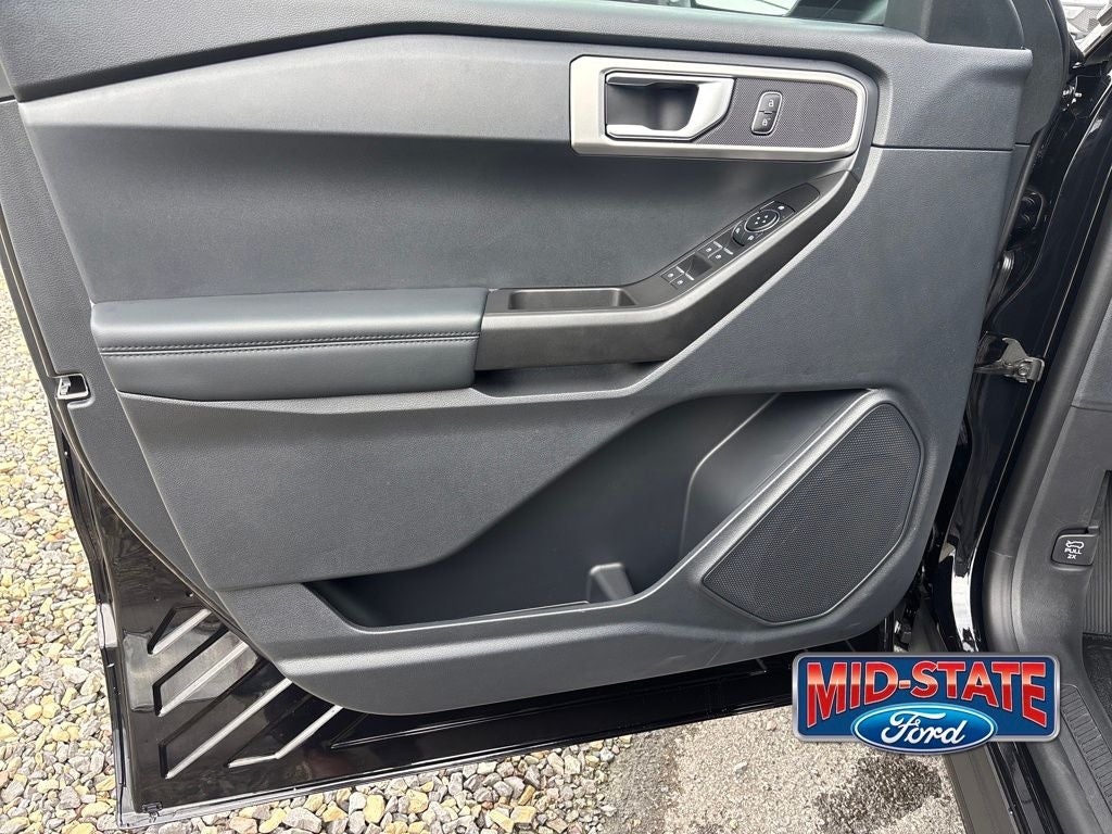 2025 Ford Utility Police Interceptor Base