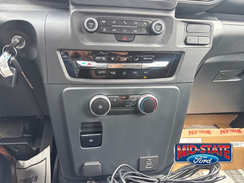 2025 Ford Utility Police Interceptor Base