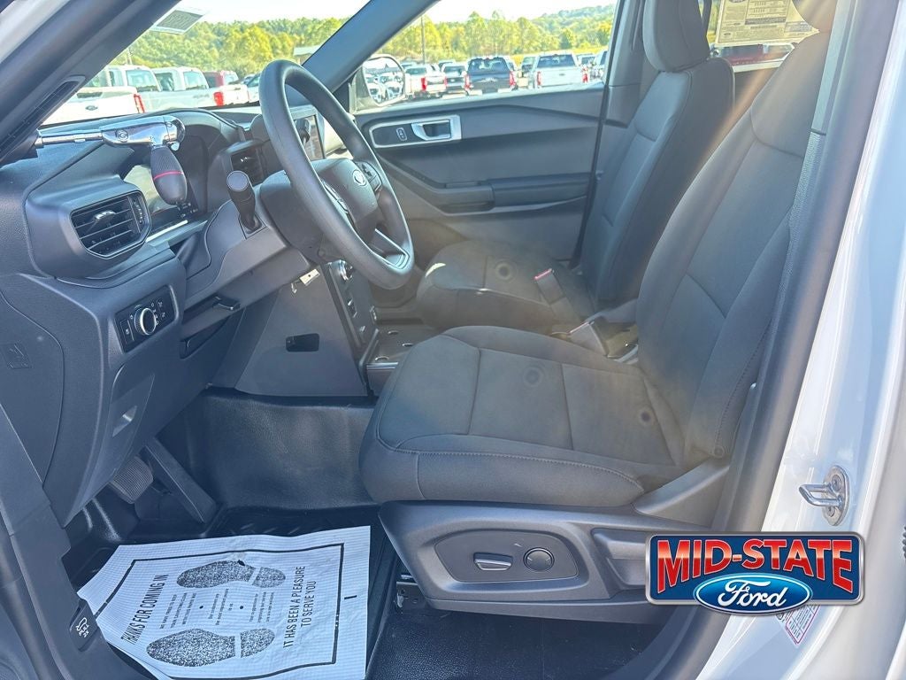 2025 Ford Utility Police Interceptor Base