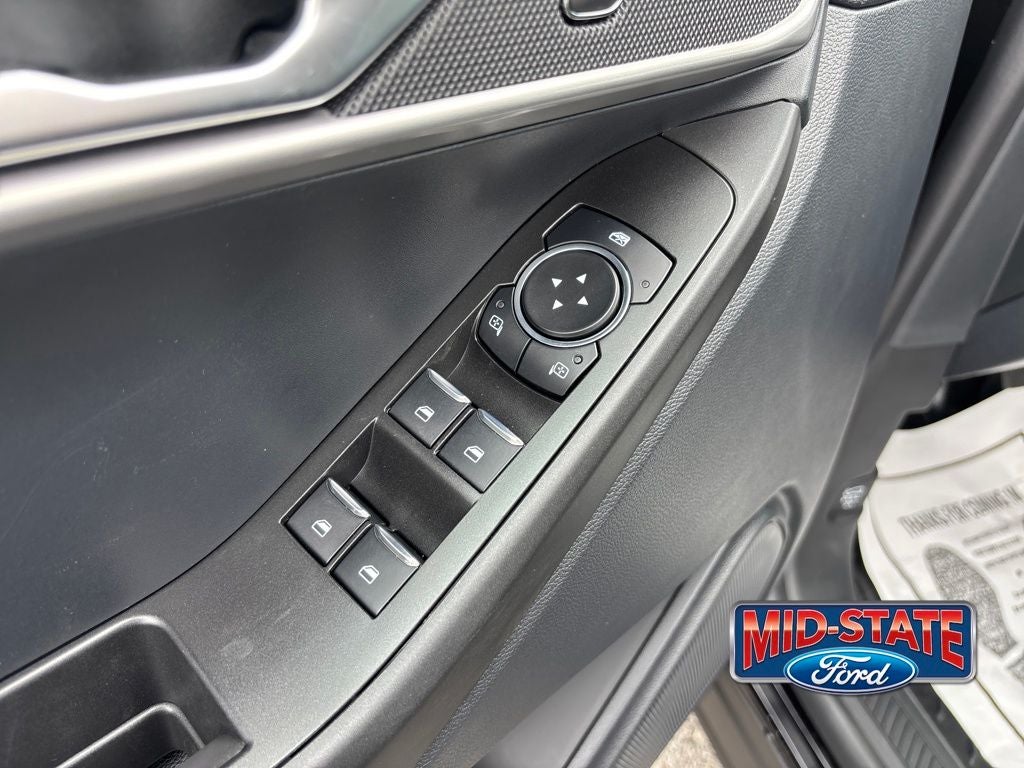 2025 Ford Utility Police Interceptor Base