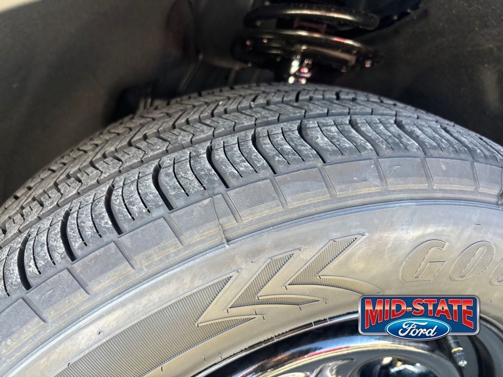 2025 Ford Utility Police Interceptor Base