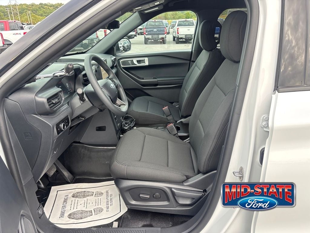 2025 Ford Utility Police Interceptor Base