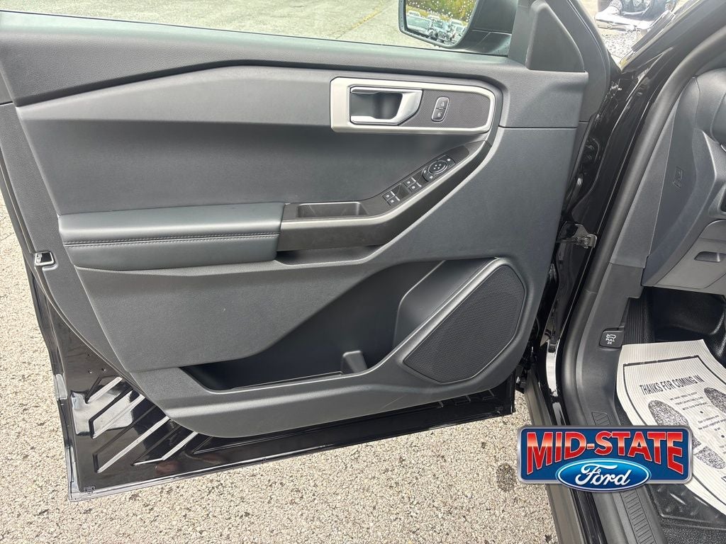 2025 Ford Utility Police Interceptor Base