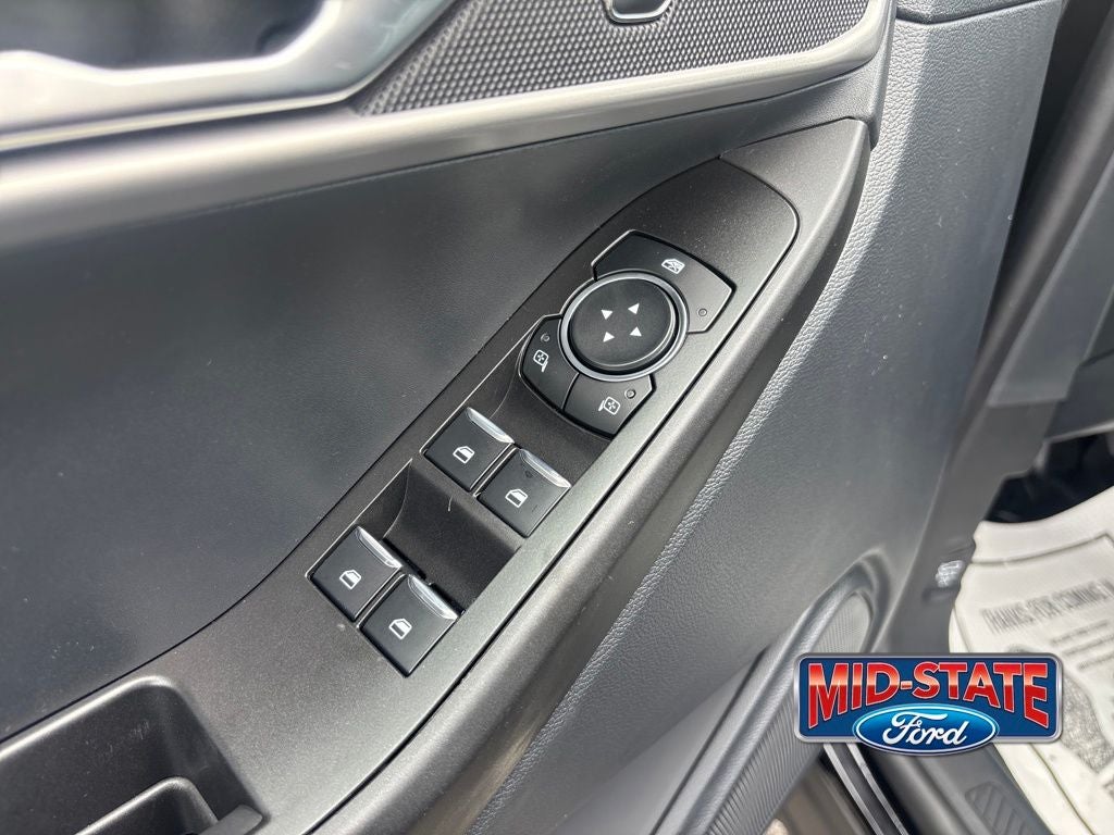 2025 Ford Utility Police Interceptor Base