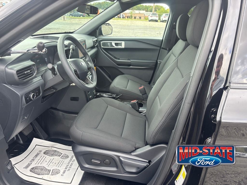 2025 Ford Utility Police Interceptor Base