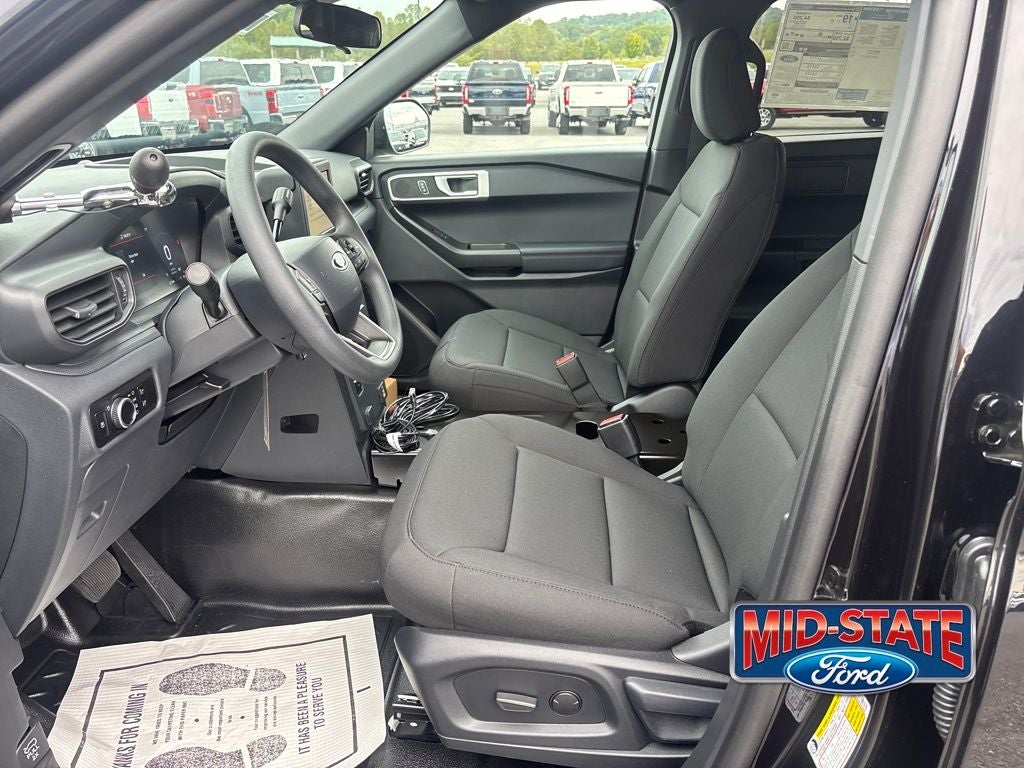2025 Ford Utility Police Interceptor Base
