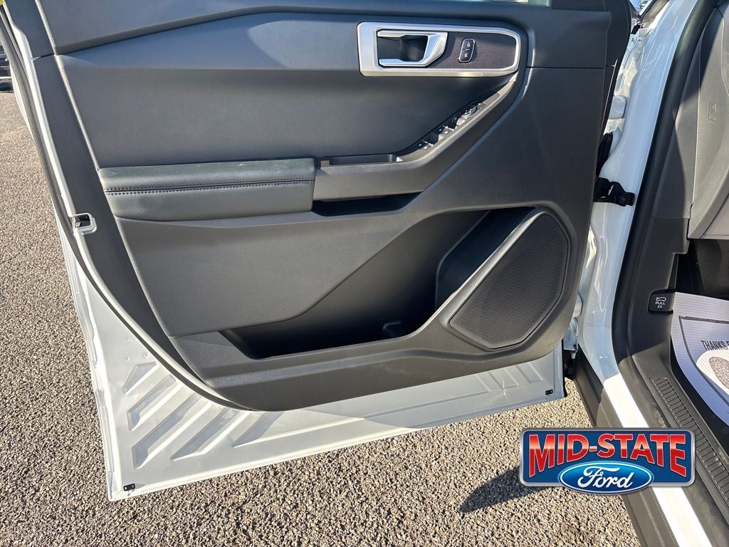 2025 Ford Utility Police Interceptor Base