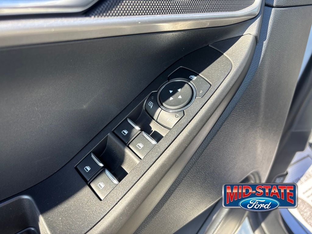 2025 Ford Utility Police Interceptor Base