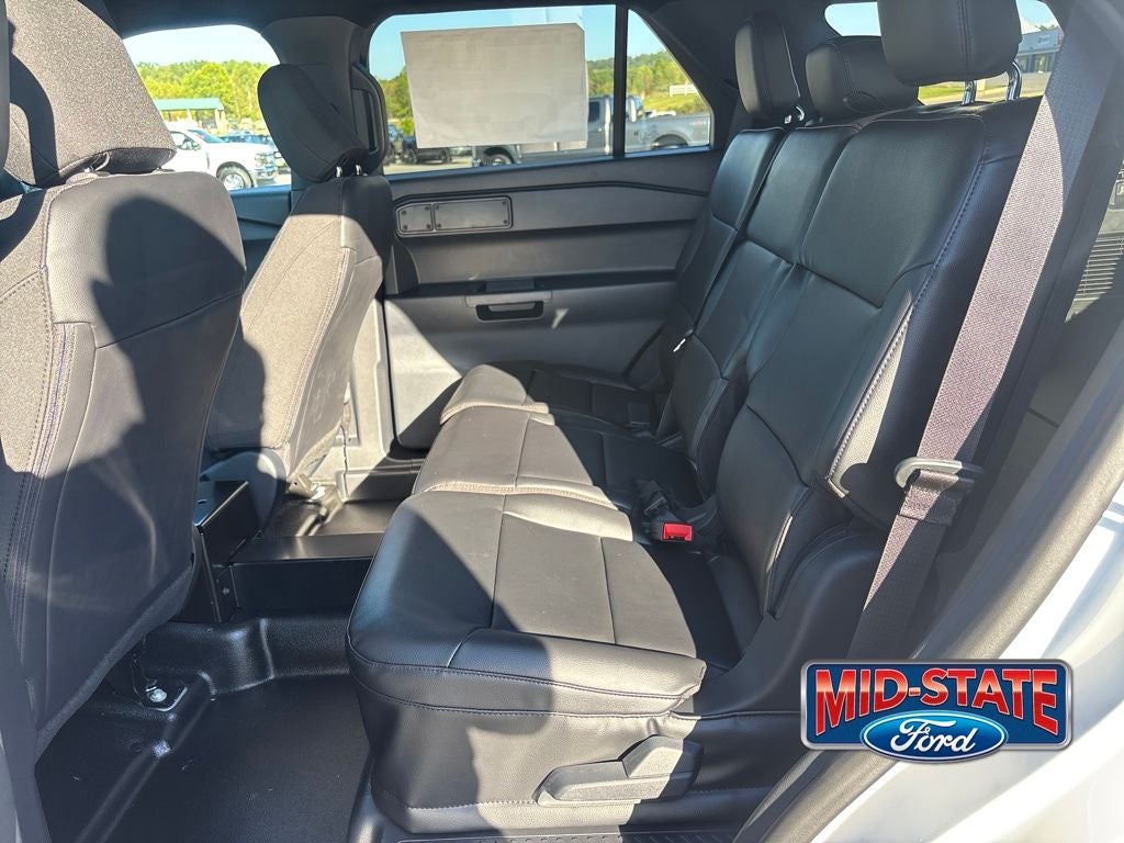 2025 Ford Utility Police Interceptor Base