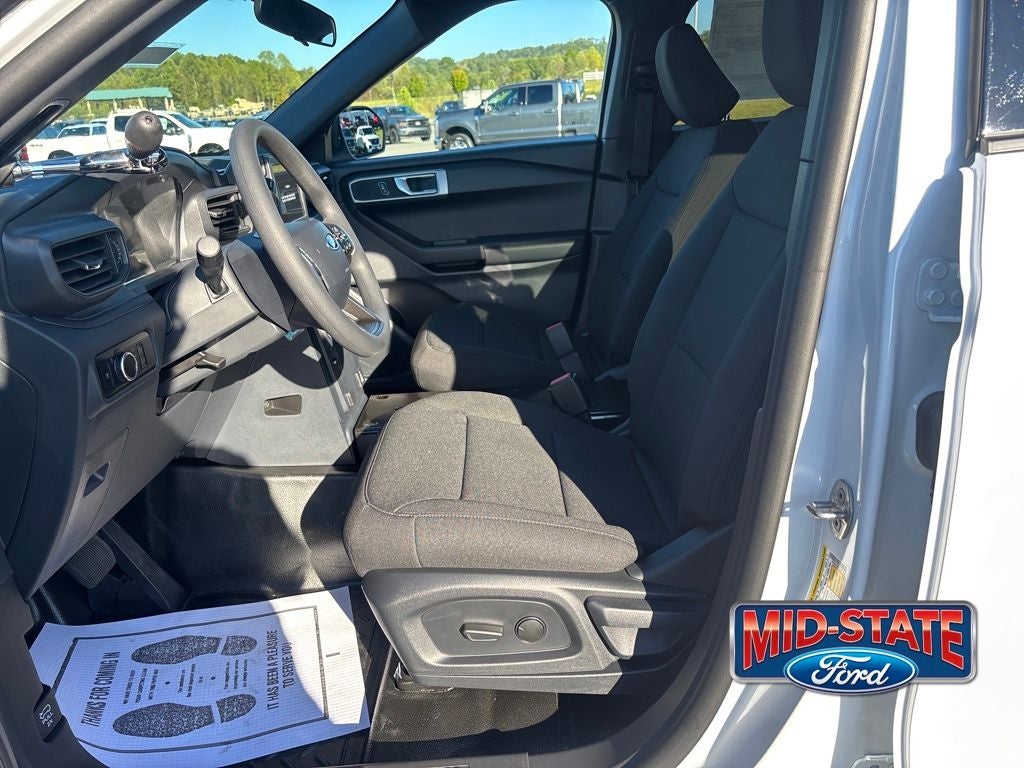 2025 Ford Utility Police Interceptor Base