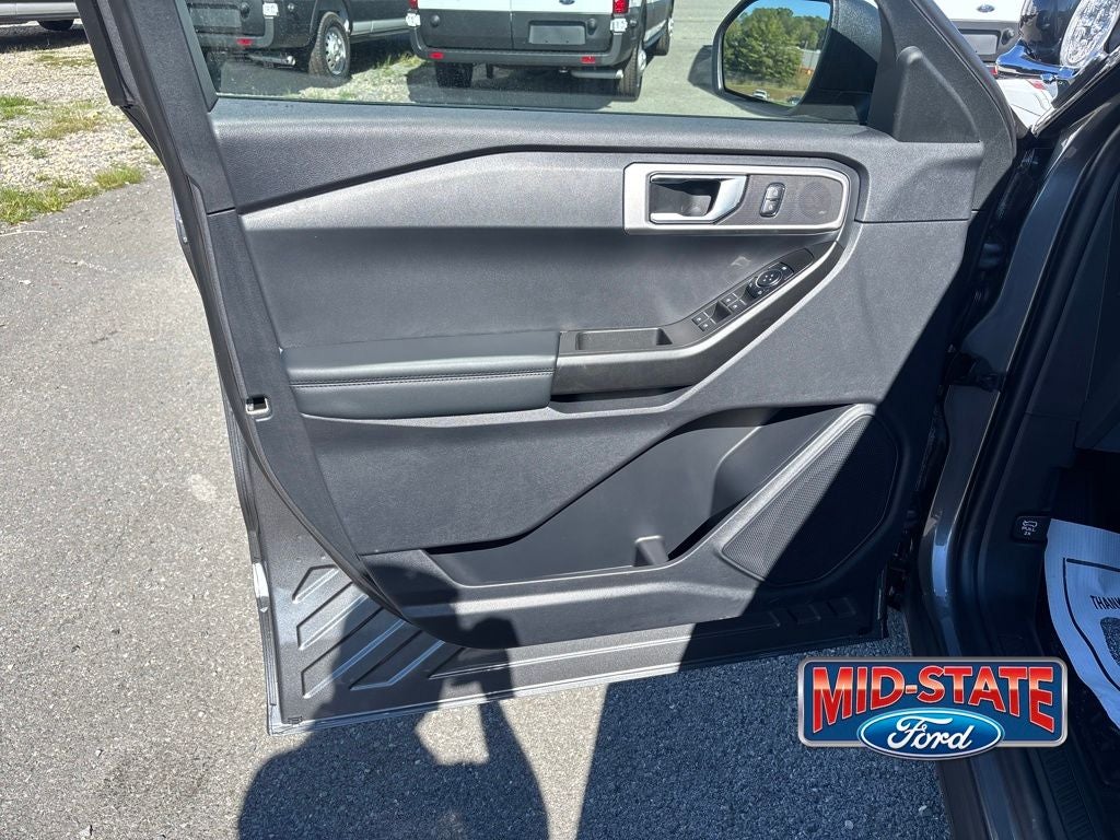 2025 Ford Utility Police Interceptor Base