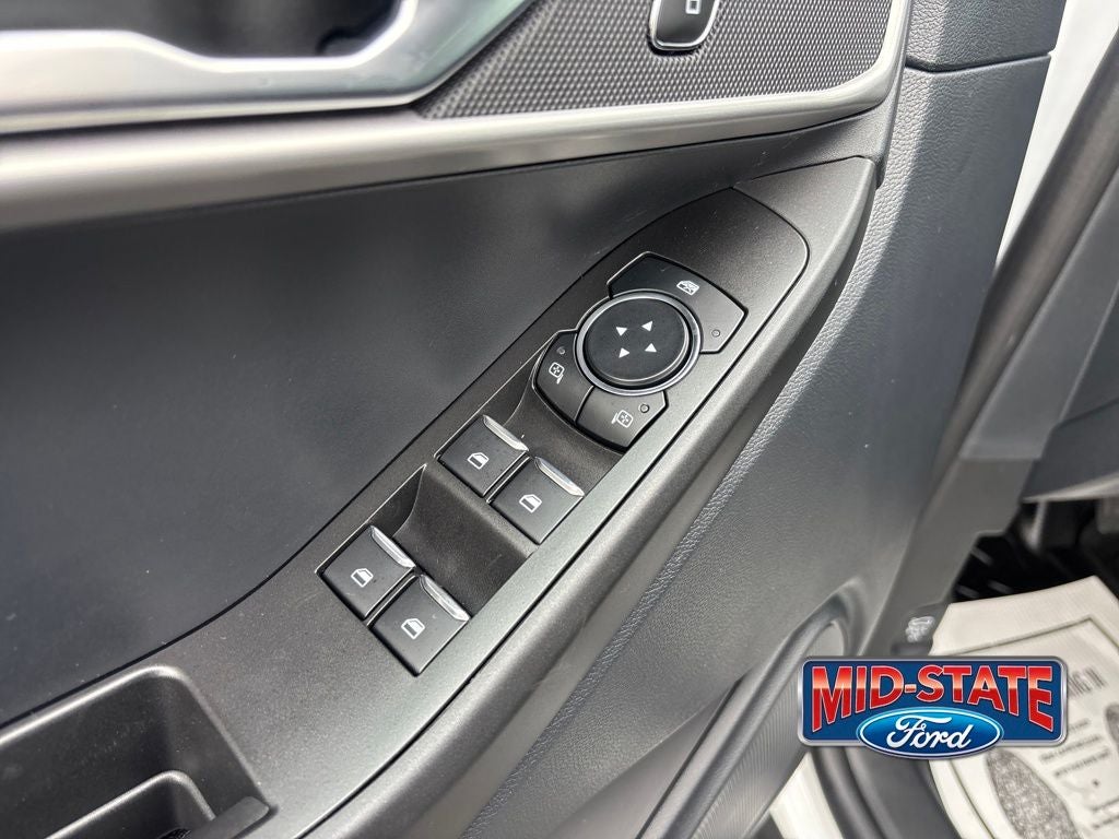 2025 Ford Utility Police Interceptor Base