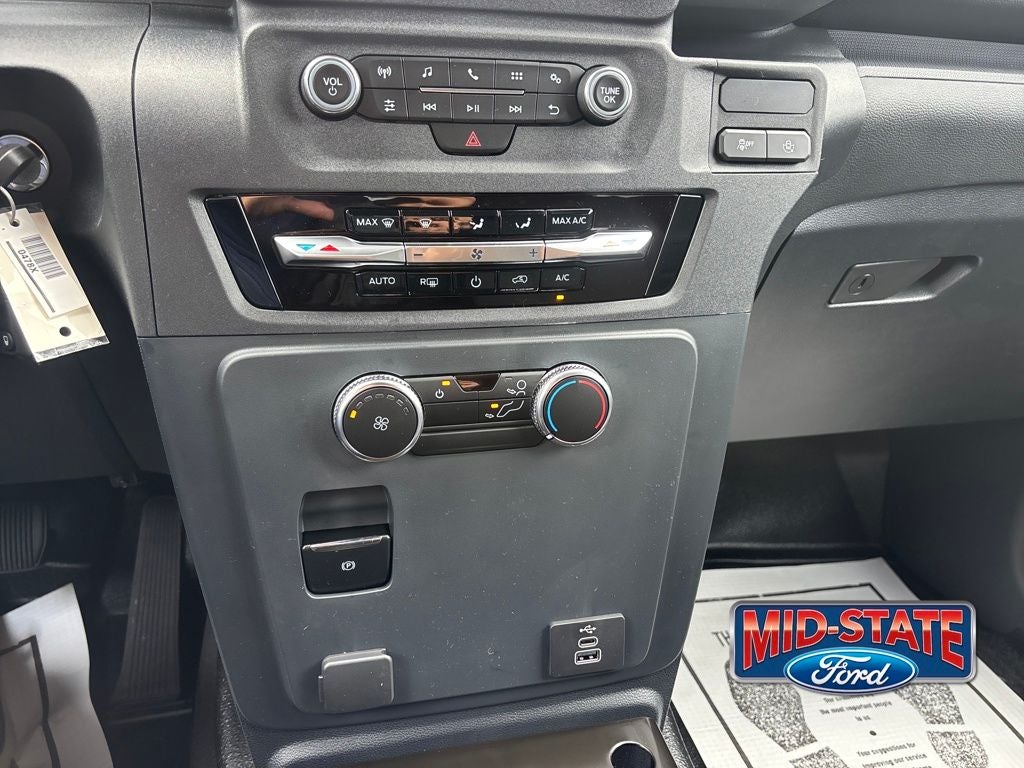 2025 Ford Utility Police Interceptor Base