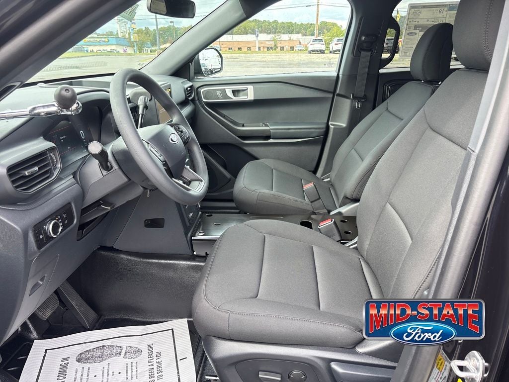 2025 Ford Utility Police Interceptor Base