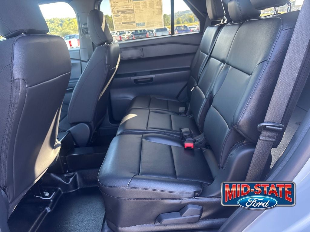 2025 Ford Utility Police Interceptor Base