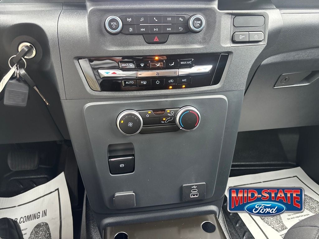 2025 Ford Utility Police Interceptor Base