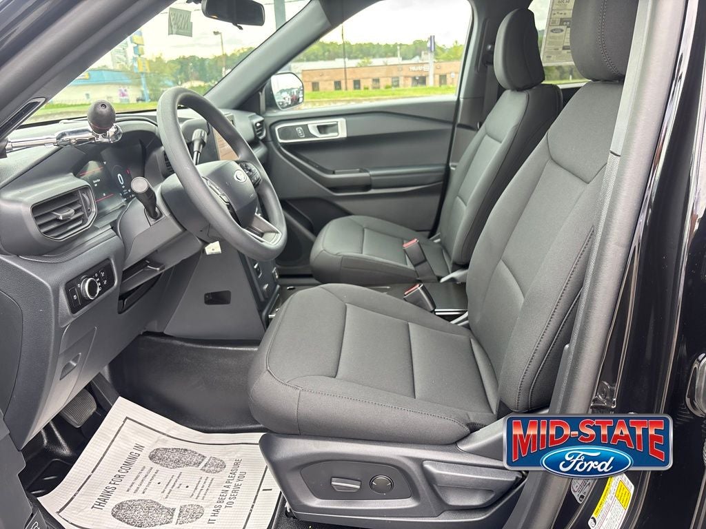 2025 Ford Utility Police Interceptor Base