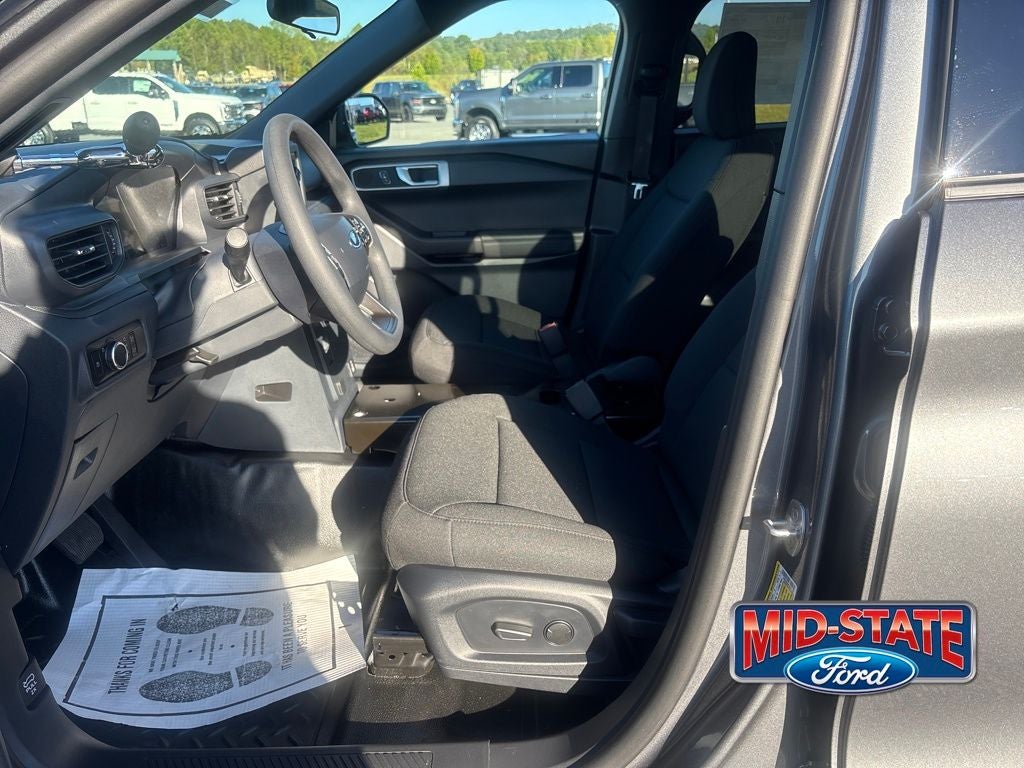 2025 Ford Utility Police Interceptor Base