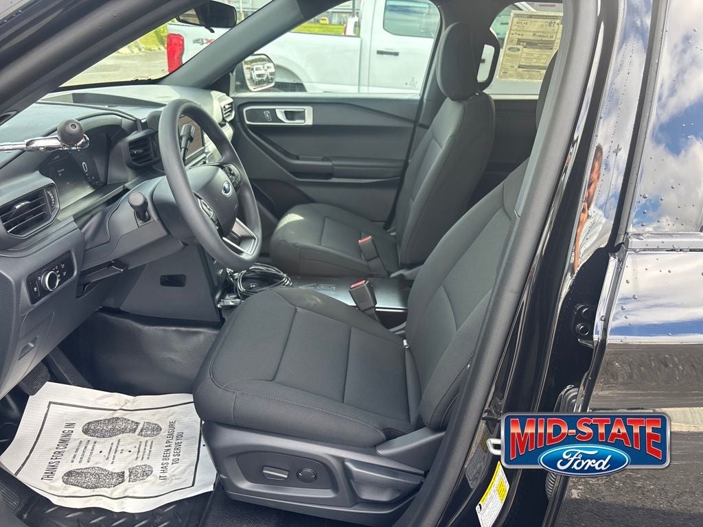2025 Ford Utility Police Interceptor Base