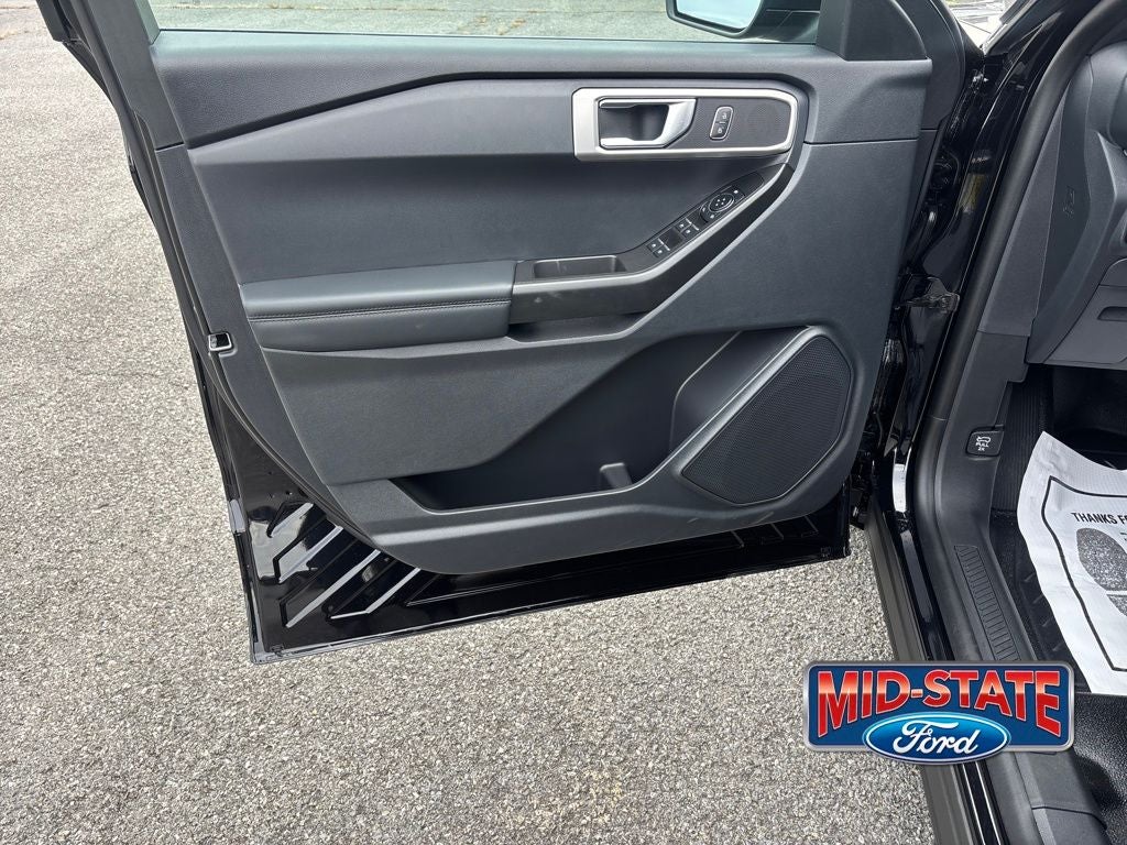 2025 Ford Utility Police Interceptor Base