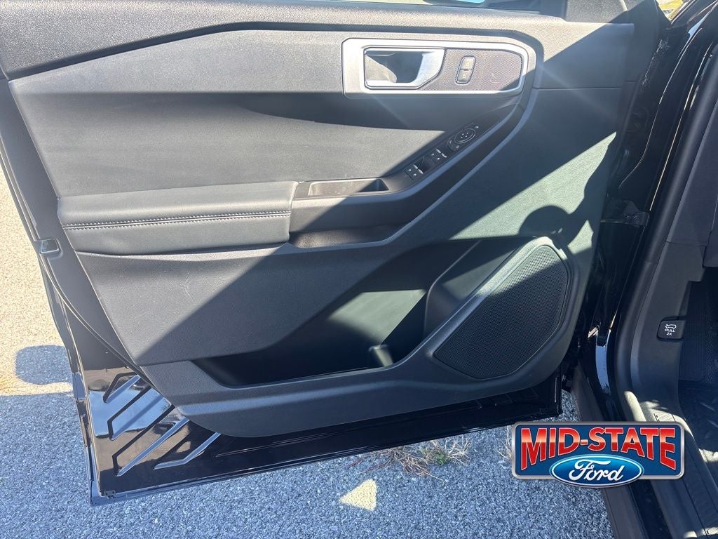 2025 Ford Utility Police Interceptor Base