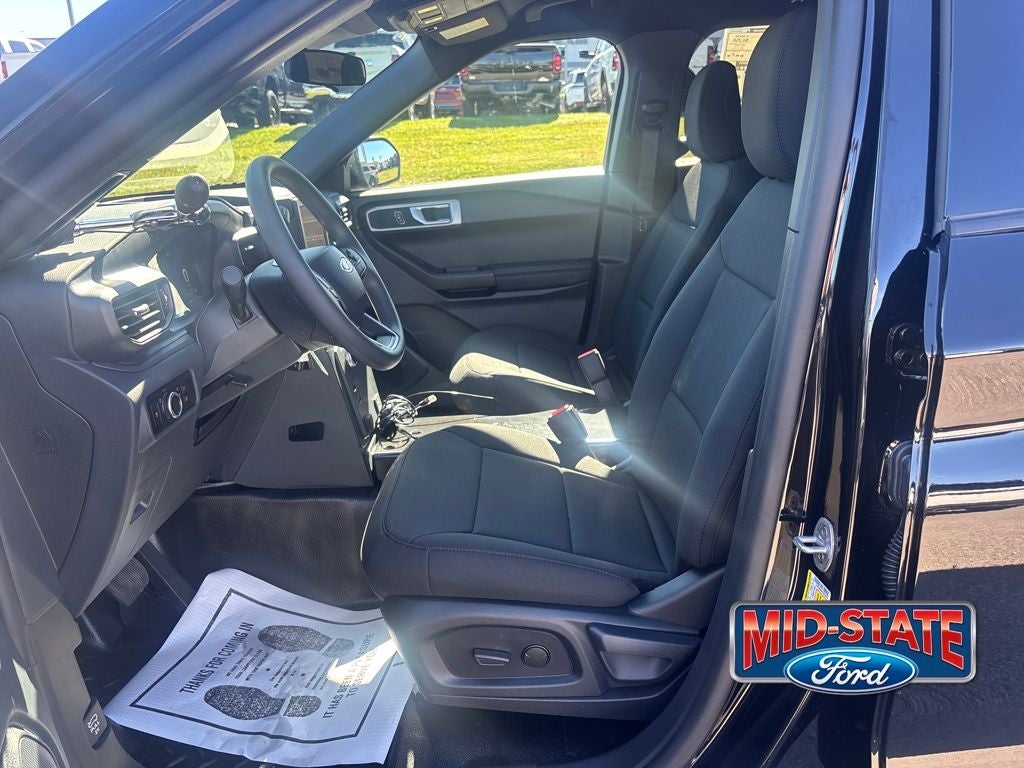 2025 Ford Utility Police Interceptor Base