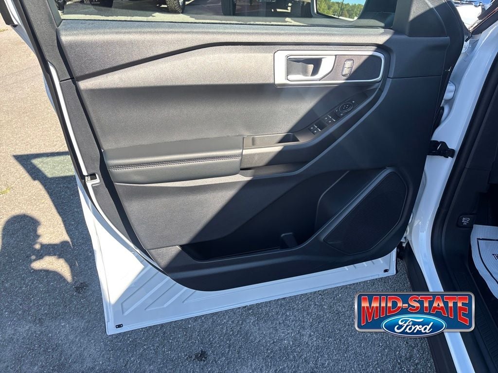 2025 Ford Utility Police Interceptor Base