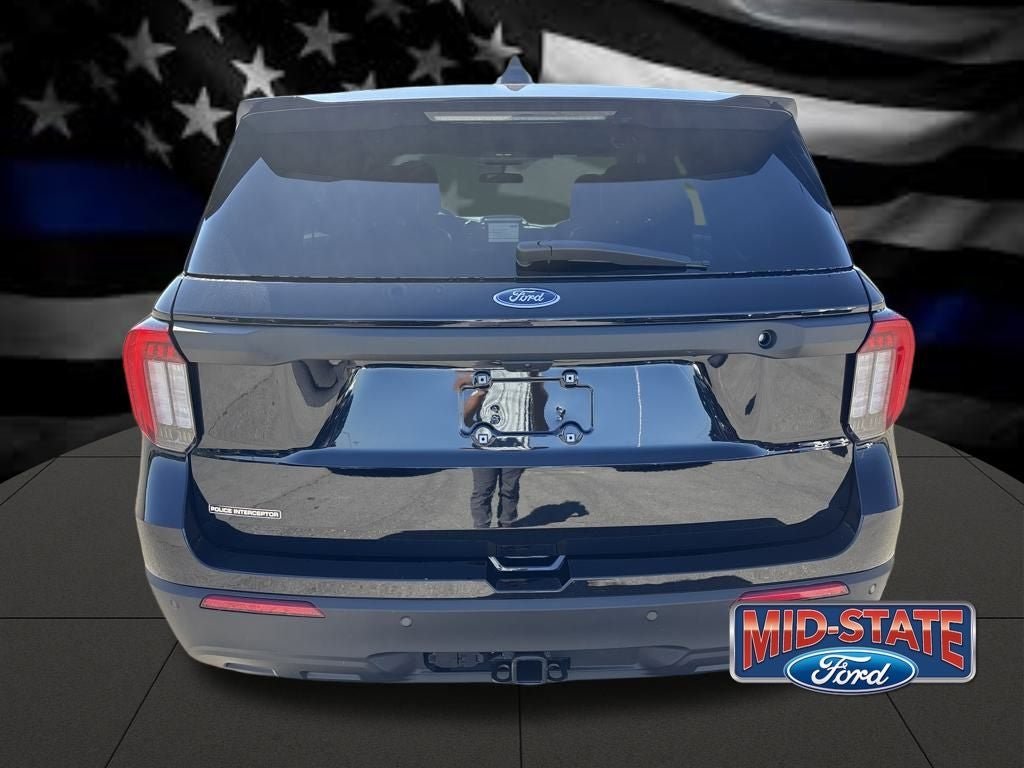 2025 Ford Utility Police Interceptor Base