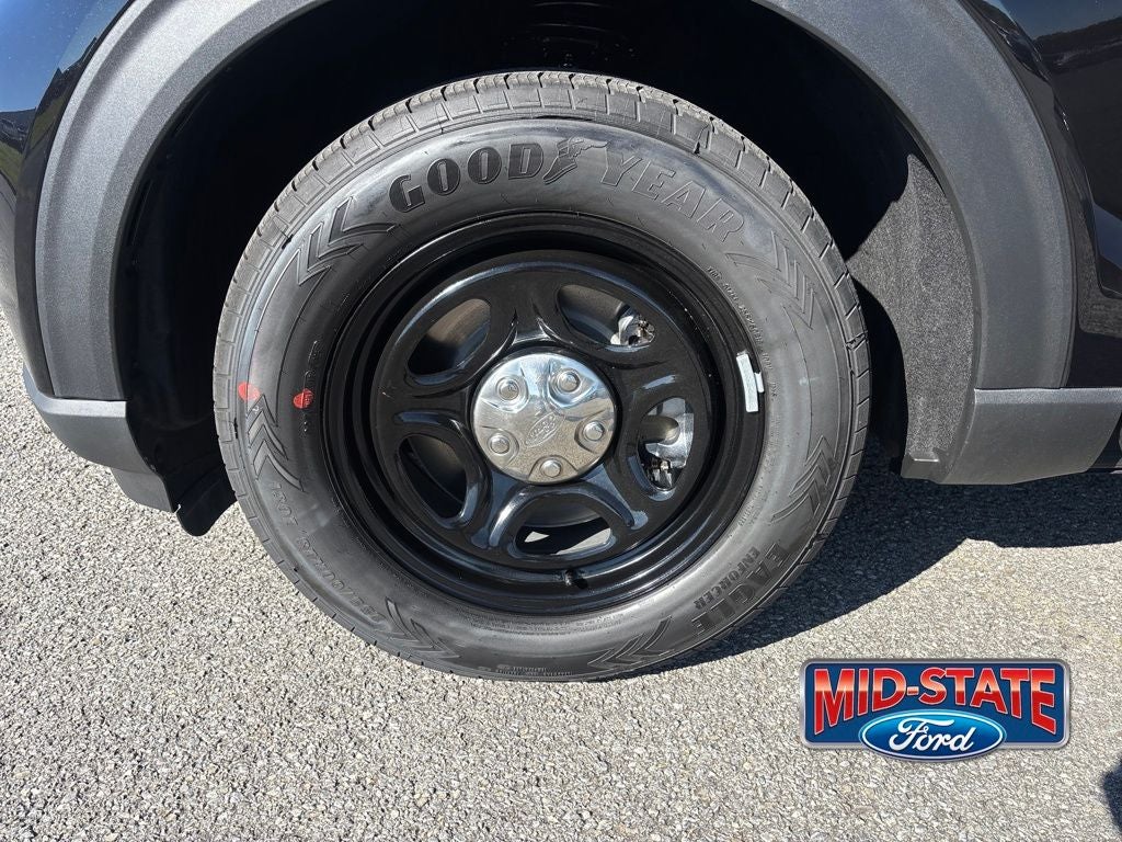 2025 Ford Utility Police Interceptor Base