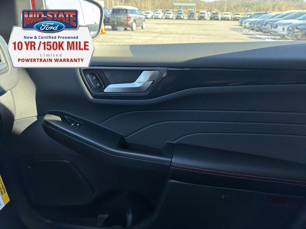 2026 Ford Escape Hybrid ST-Line Select