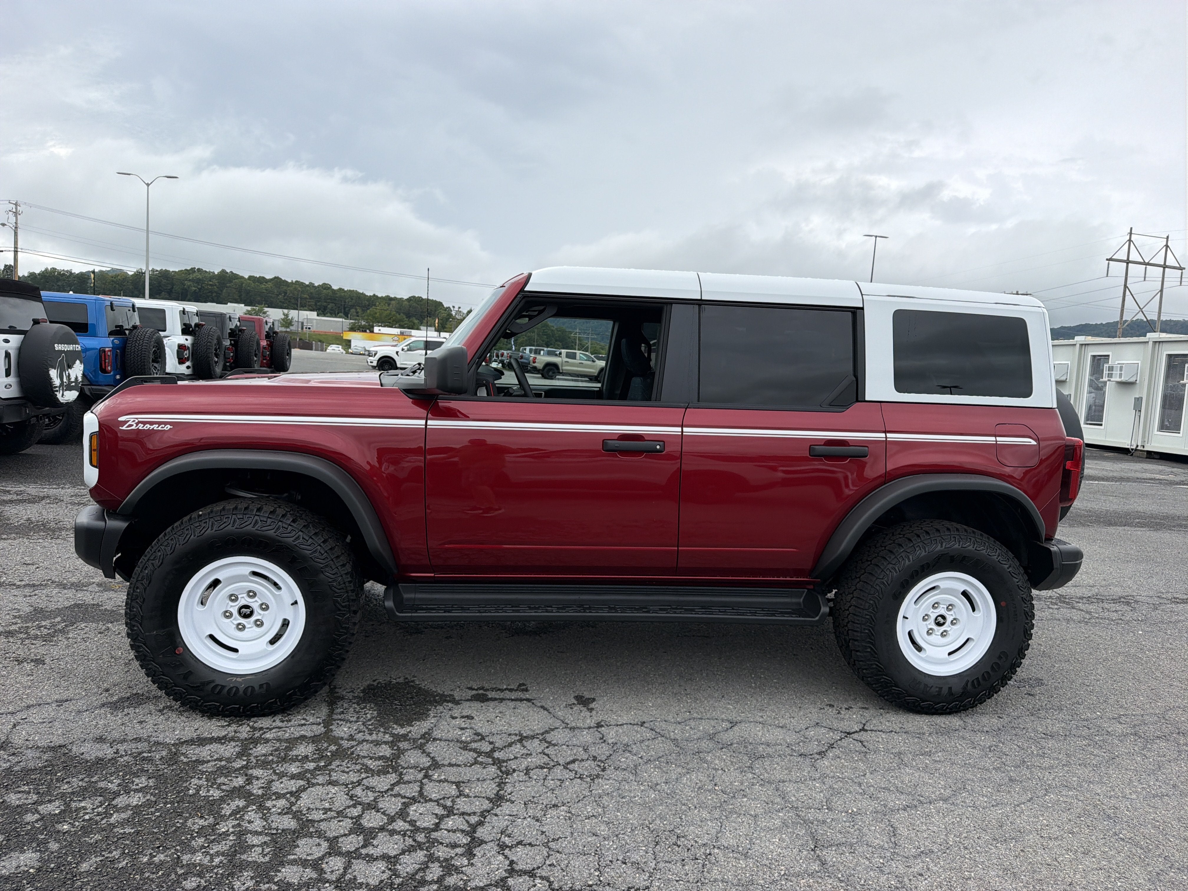2026 Ford Bronco Heritage Edition