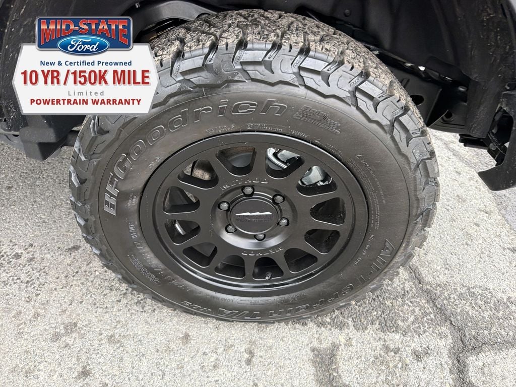 2025 Ford Bronco Base