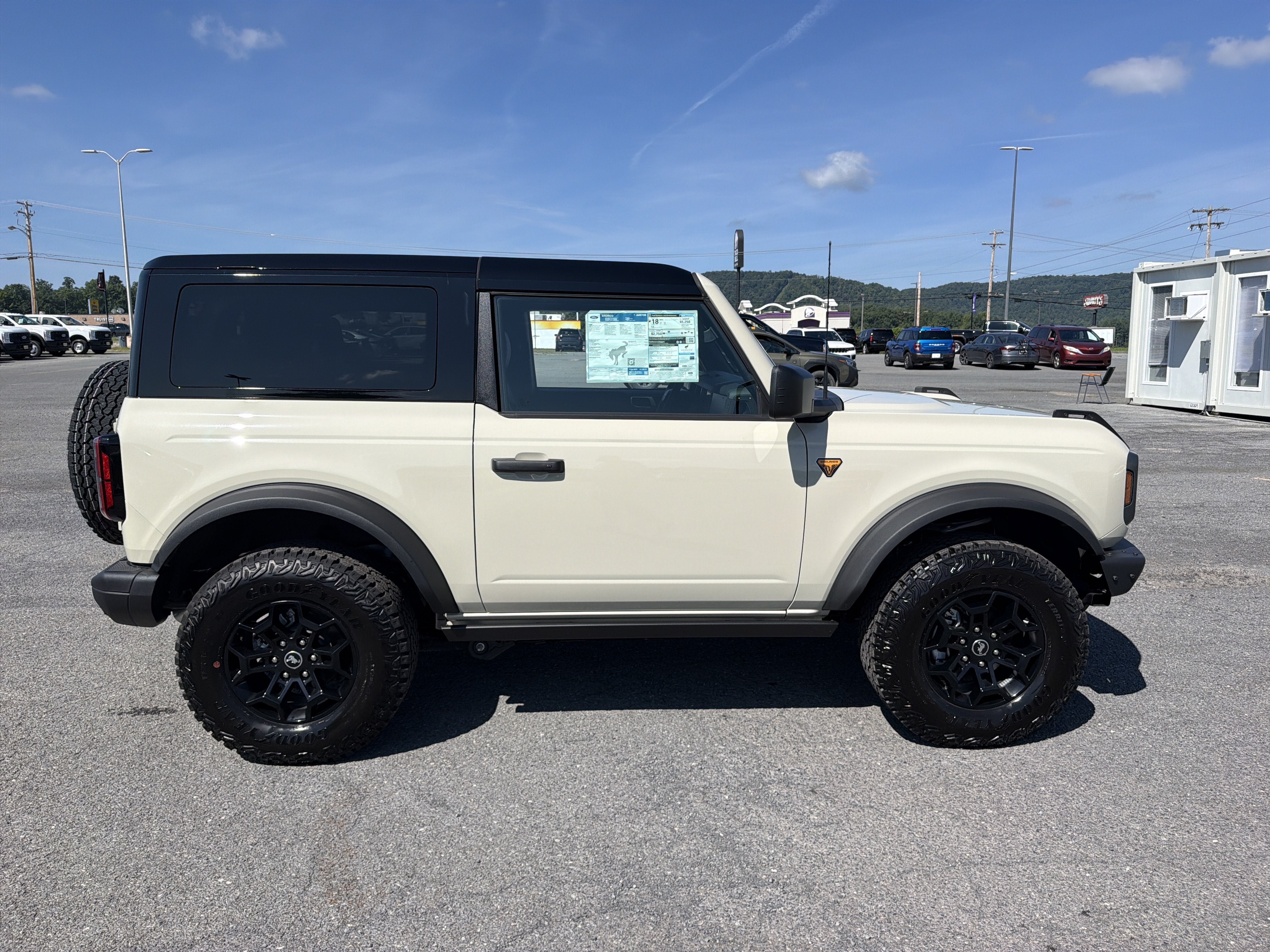 2026 Ford Bronco Badlands
