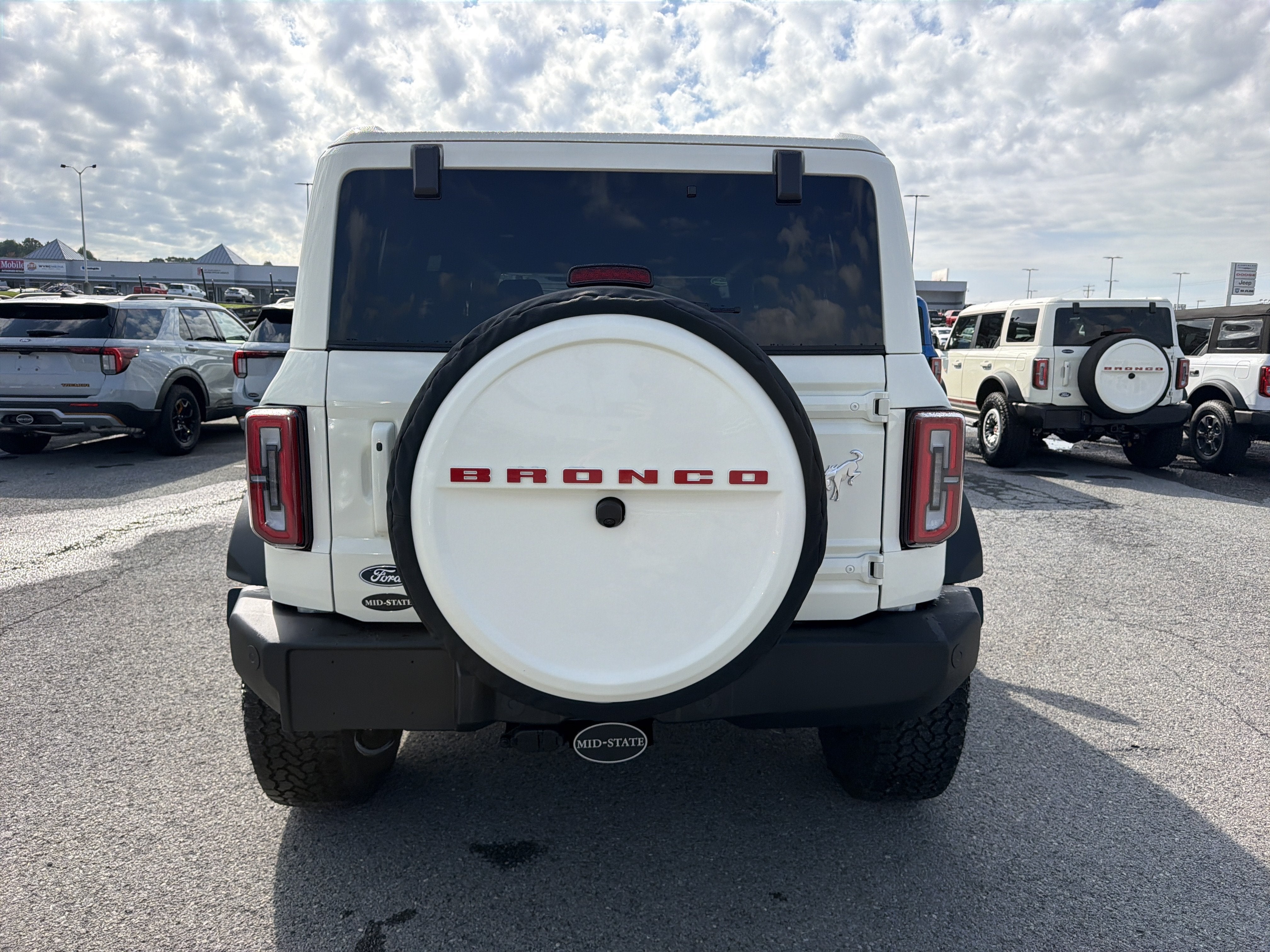 2026 Ford Bronco Outer Banks