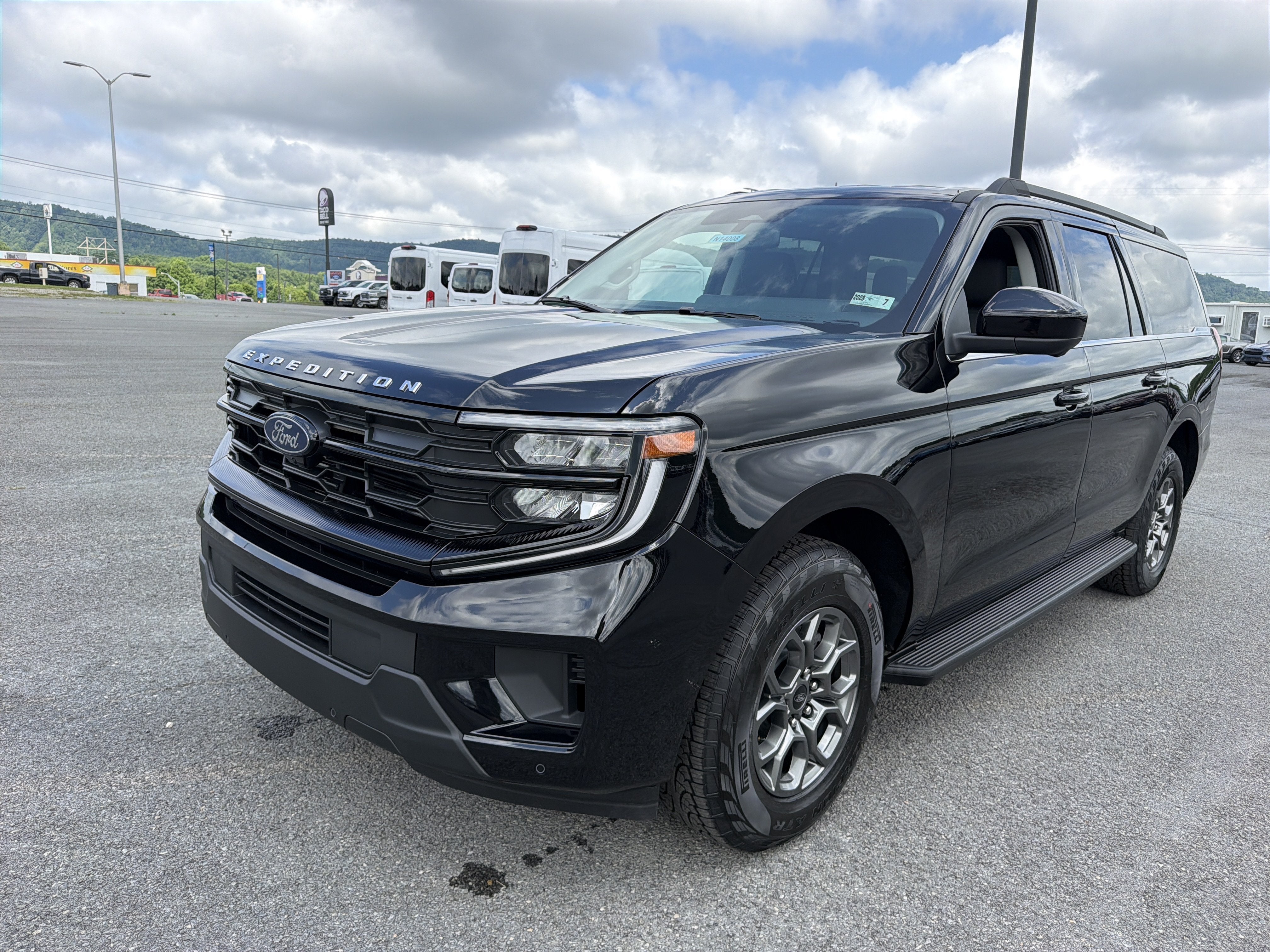2026 Ford Expedition Max Active