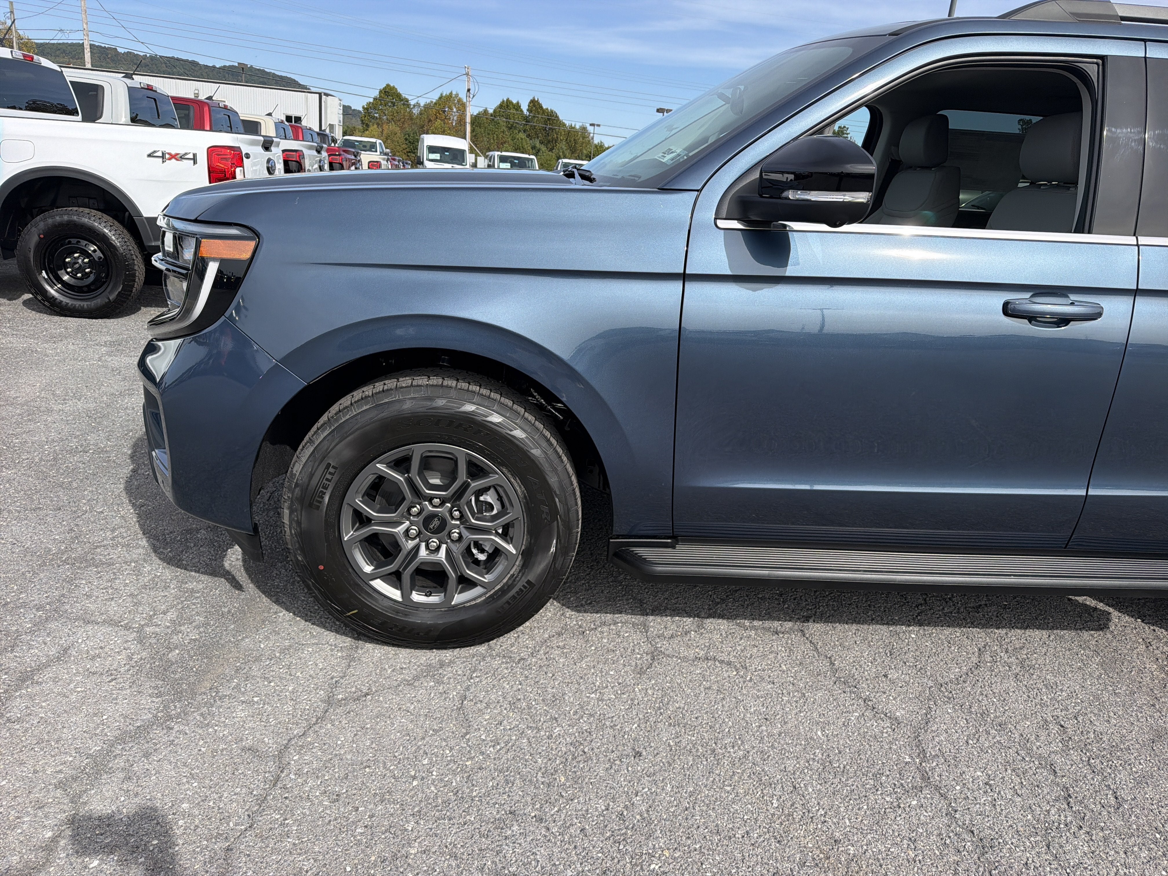 2027 Ford Expedition Active