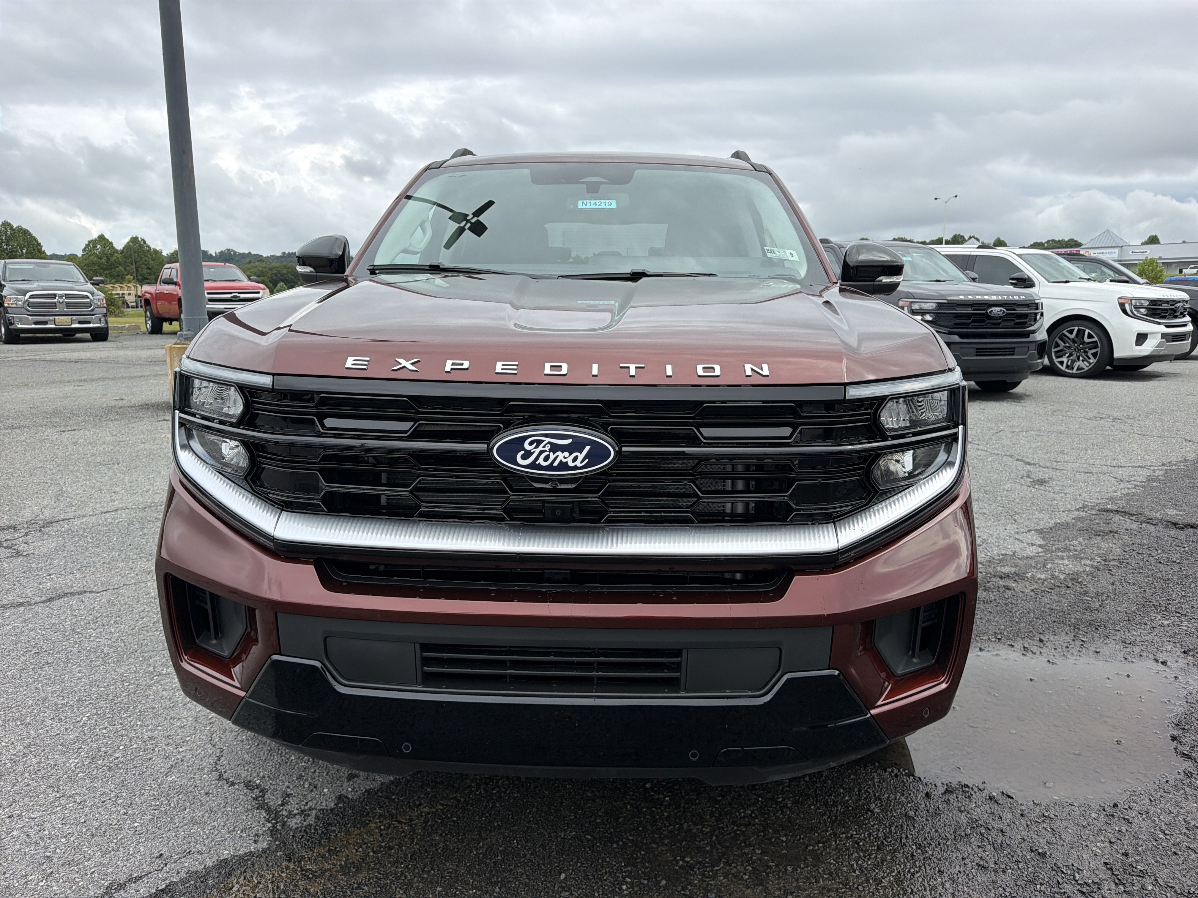 2027 Ford Expedition Platinum