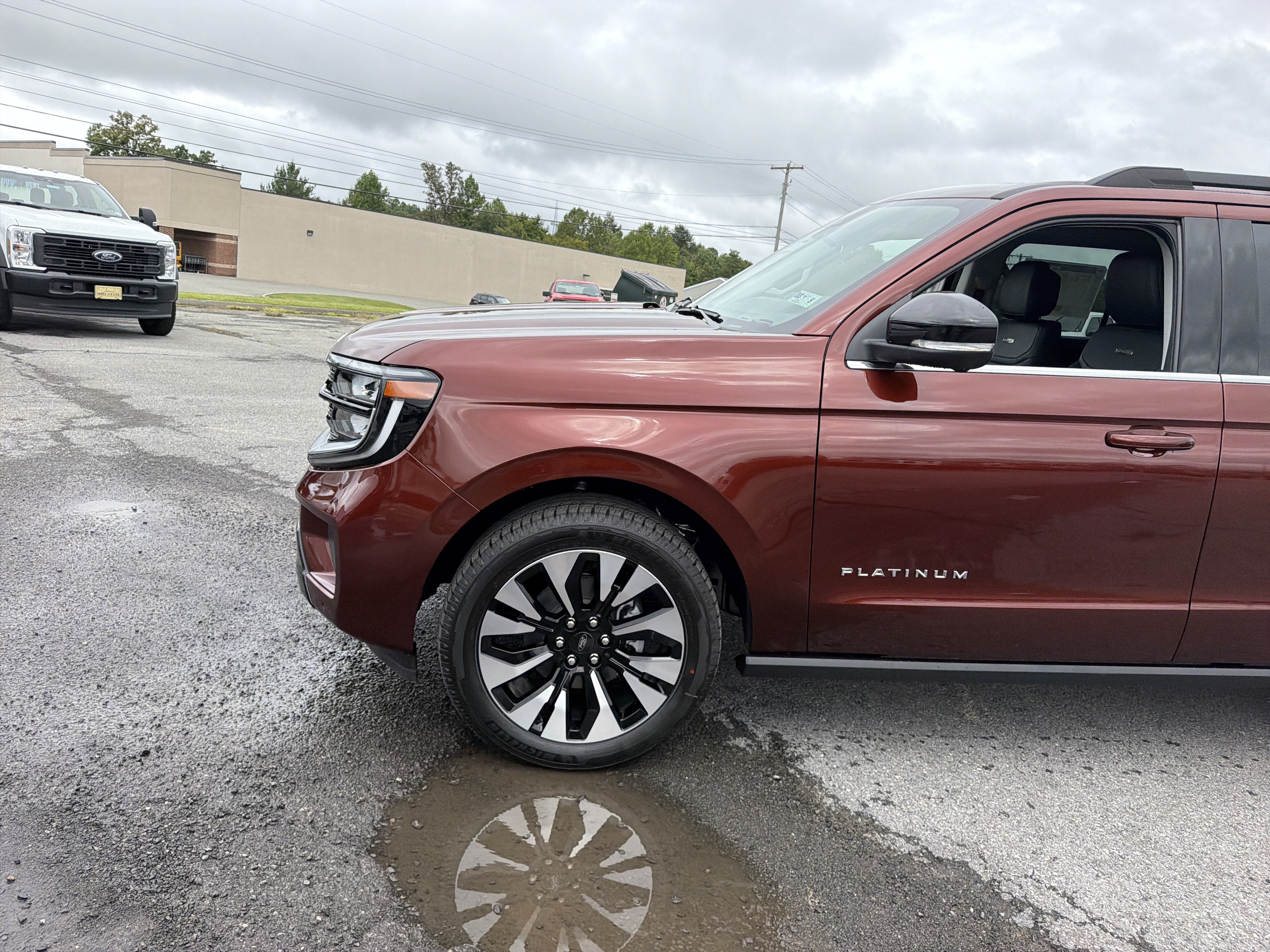 2027 Ford Expedition Platinum